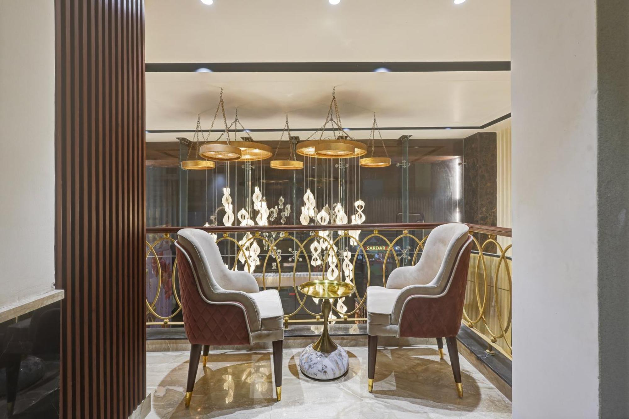 The Tyche New Delhi - Traveller'S Choice Award Winner 2025 Neu-Delhi Exterior foto