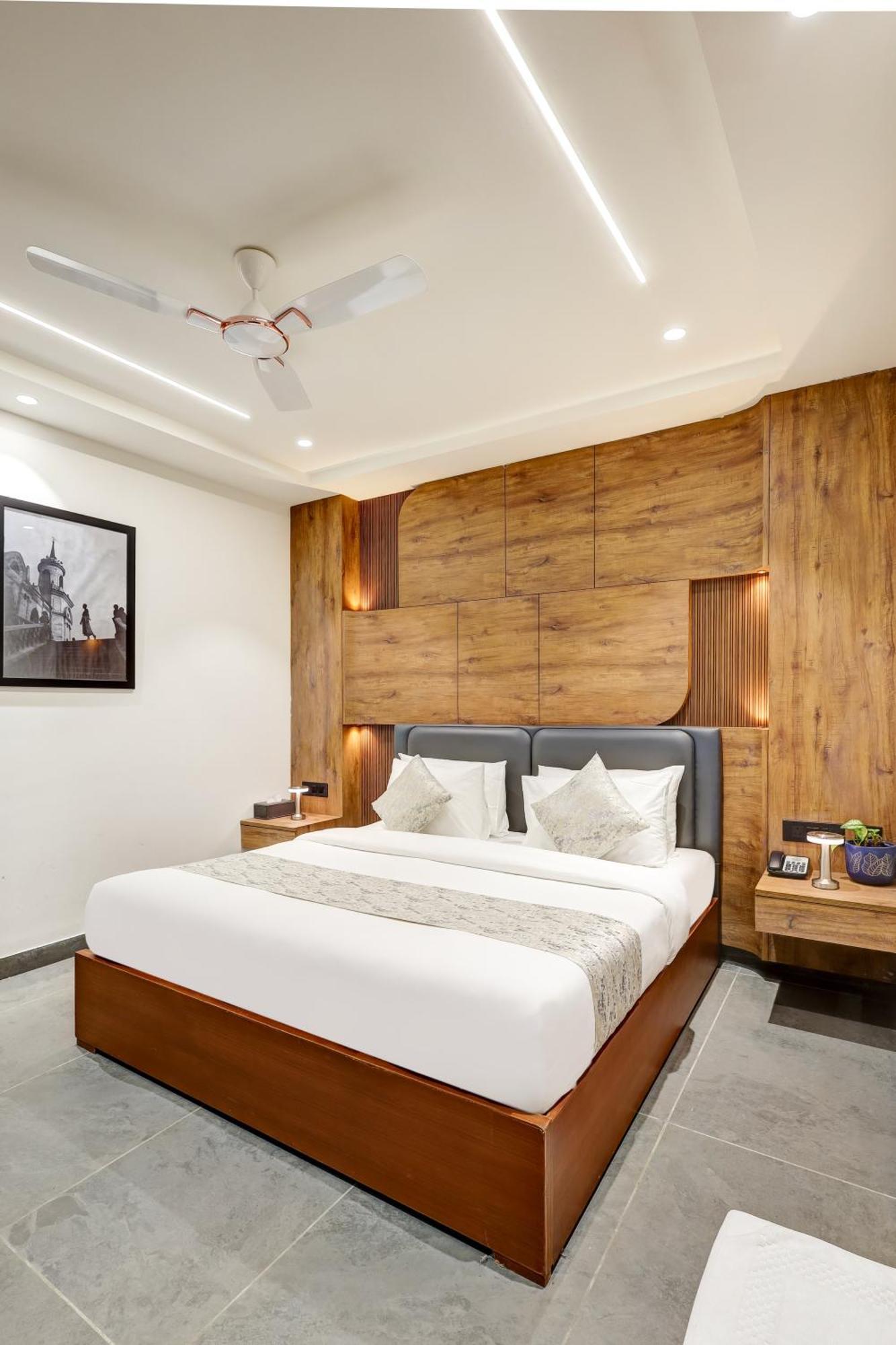 The Tyche New Delhi - Traveller'S Choice Award Winner 2025 Neu-Delhi Exterior foto